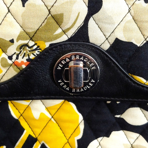 EUC * VERA BRADLEY * BLACK/YELLOW FLORAL HANDBAG * CROSS BODY * ADJUSTABLE STRAP - Picture 9 of 9